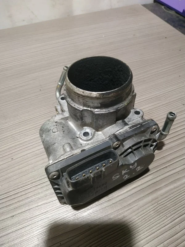 Дросельная заслонка Mazda Cx-5 SH01136B0 2.2