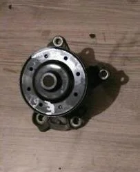 Б.у. помпа TOYOTA COROLLA ZRE151 TOYOTA COROLLA ZRE151
