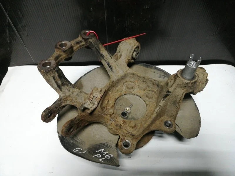 Цапфа Mazda 6 2012-2018 GHP92612 GJ, задняя левая