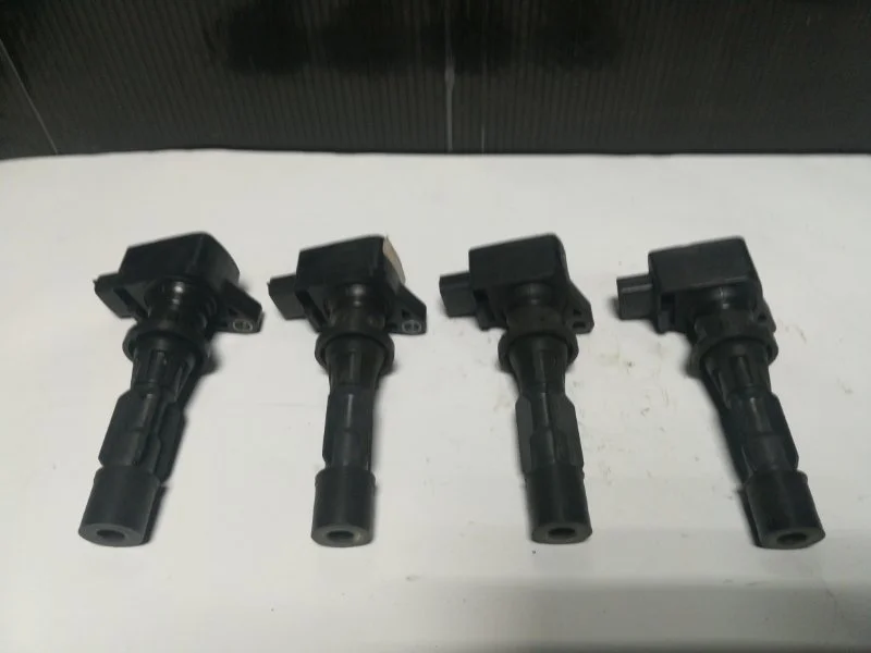 Катушка зажигания Mazda 3 2003-2013 6M8G12A366 BL 2.0