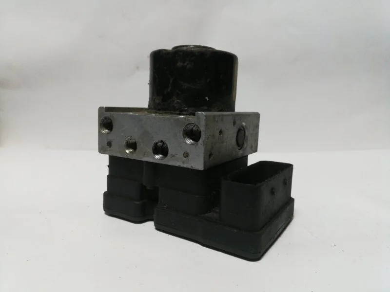 Блок abs Mazda 3 2003-2009 3M512M110JA BK 2.0