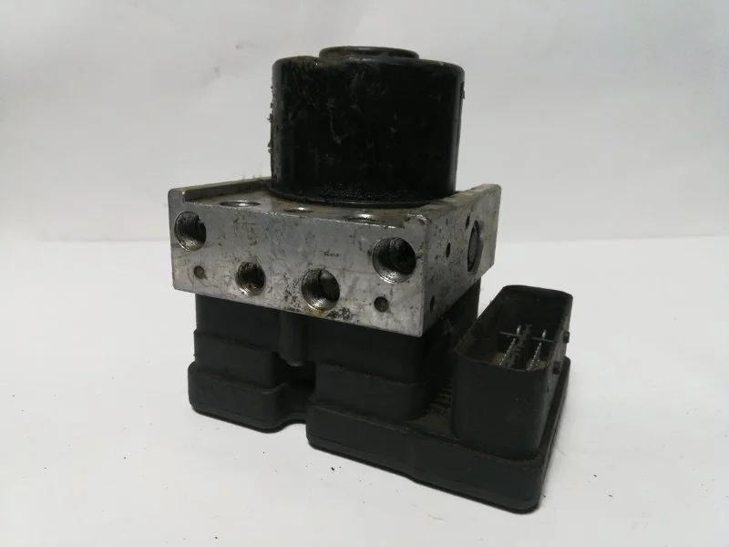 Блок abs Mazda 3 2003-2009 3M512M110JA BK 2.0