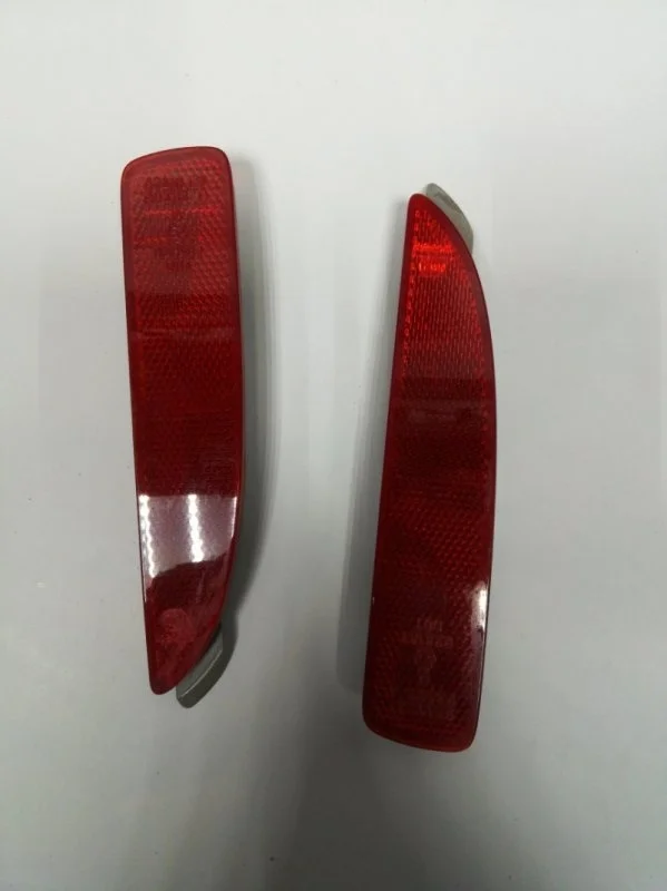 Катафот бампера Mazda 3 2015 D350515L0E BM