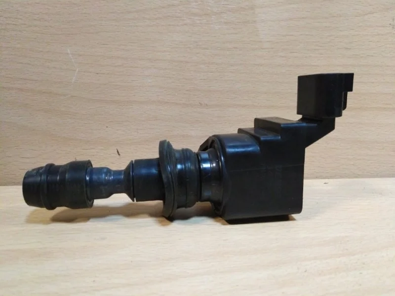 Катушка зажигания Chevrolet Captiva 2011-2016 12638824 C140 2.4