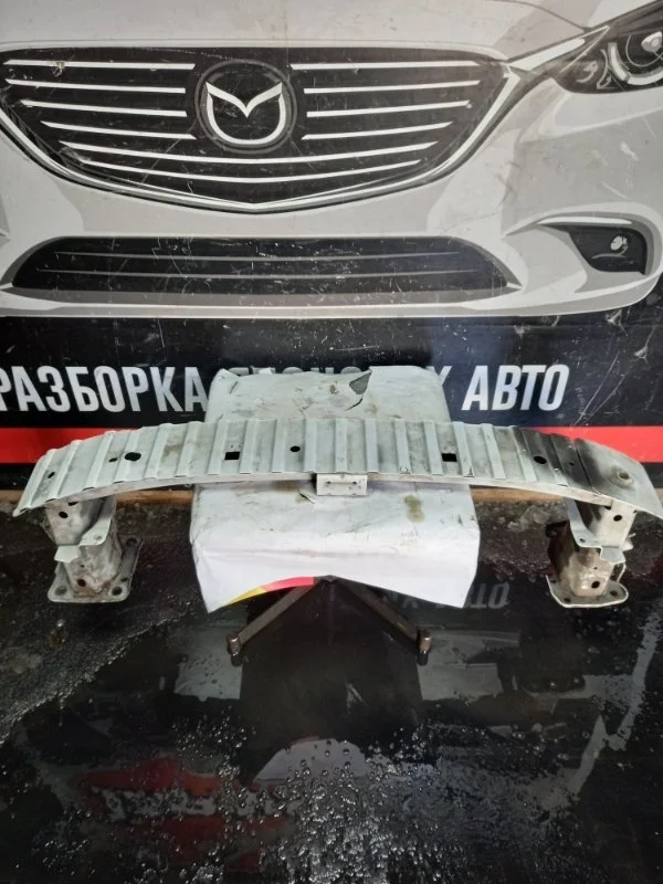 Усилитель бампера Mazda 3 2005-2009 BPYK5007YC BK 2.0, передний