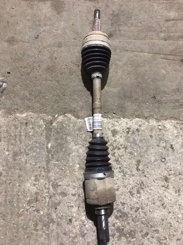 Привод Renault Duster 2010-2015 391019671R 1.6, передний левый