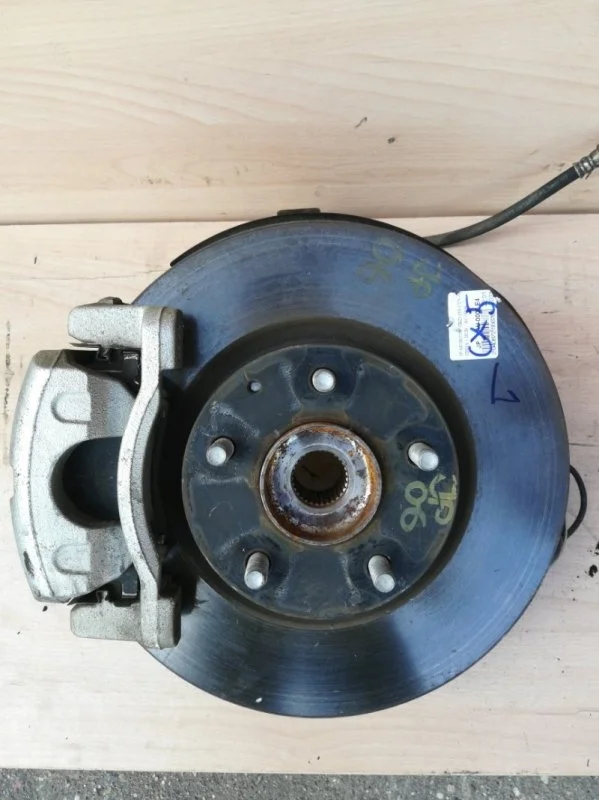 Кулак поворотный Mazda Cx-5 2014 KD3533031 KE 2.0, передний левый