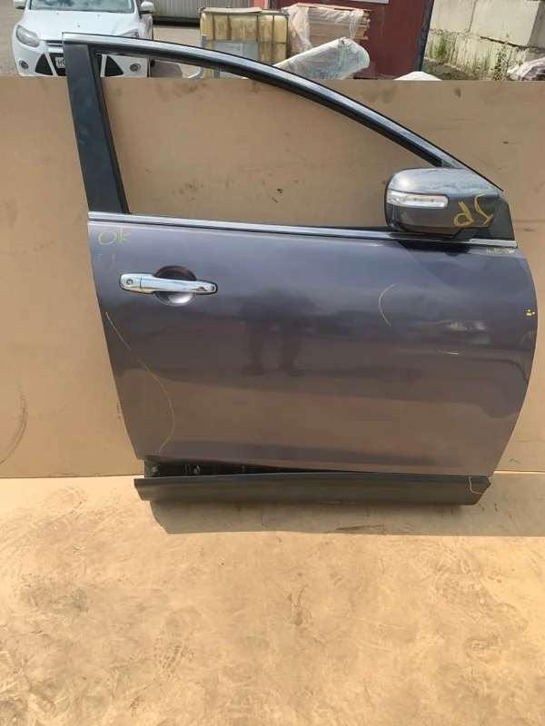 Дверь Mazda CX-9 2008-2010 TDY15802XK TB, передняя правая