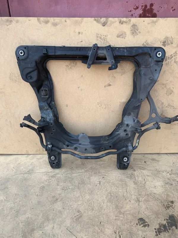 Подрамник двигателя Honda Accord 50200TL3E21 CU 2.4, передний