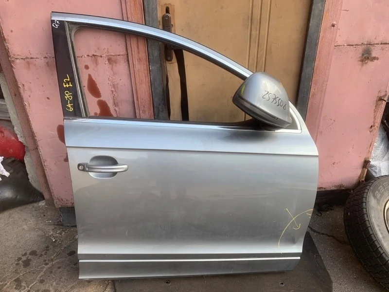 Дверь Audi Q7 4L0831052A, передняя правая