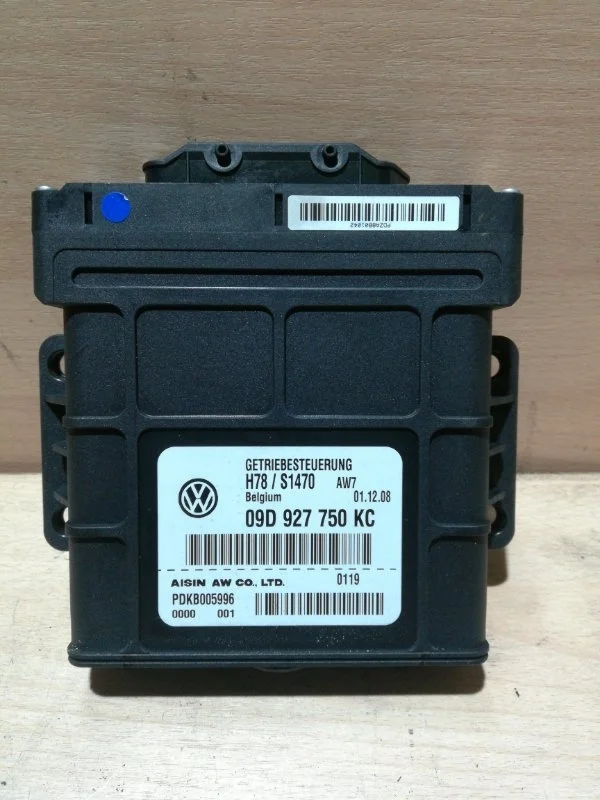 Блок управления АКПП Audi Q7 09D927750KC