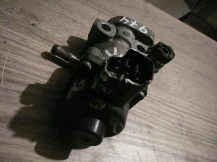 Б.у. клапан eg MITSUBISHI PAJERO V97W MITSUBISHI PAJERO V97W