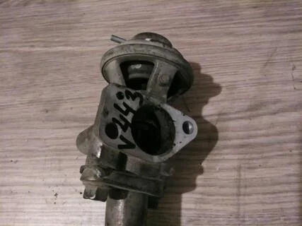 Б.у. клапан eg MITSUBISHI PAJERO V44W MITSUBISHI PAJERO V44W