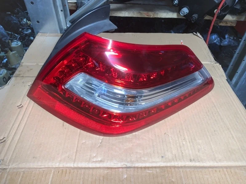 Фонарь Nissan Teana 26550JN00A J32, задний правый
