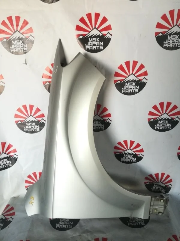 Крыло Audi Q7 4L0821102, переднее правое