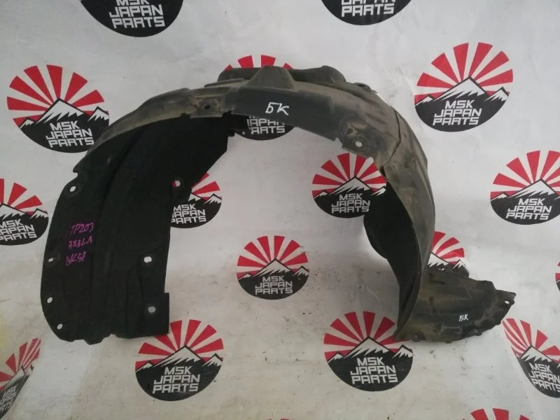 Подкрылок Mazda 3 2003-2008 BP4K56130E BK, передний правый