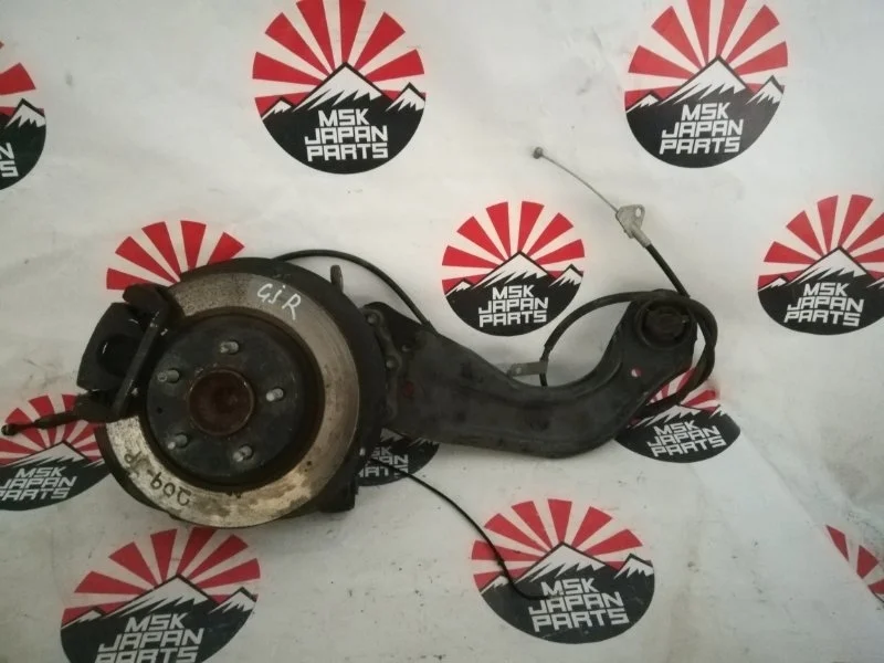 Цапфа Mazda 6 2013-2017 GHP92611X GJ, задняя правая