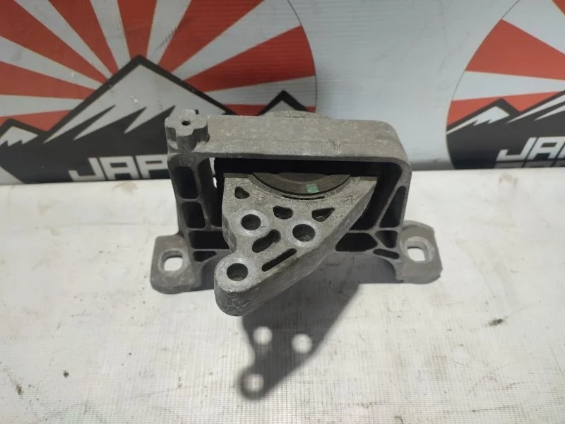 Подушка двигателя Mazda 3 2003-2009 BP4K39060 BL 1.6, правая