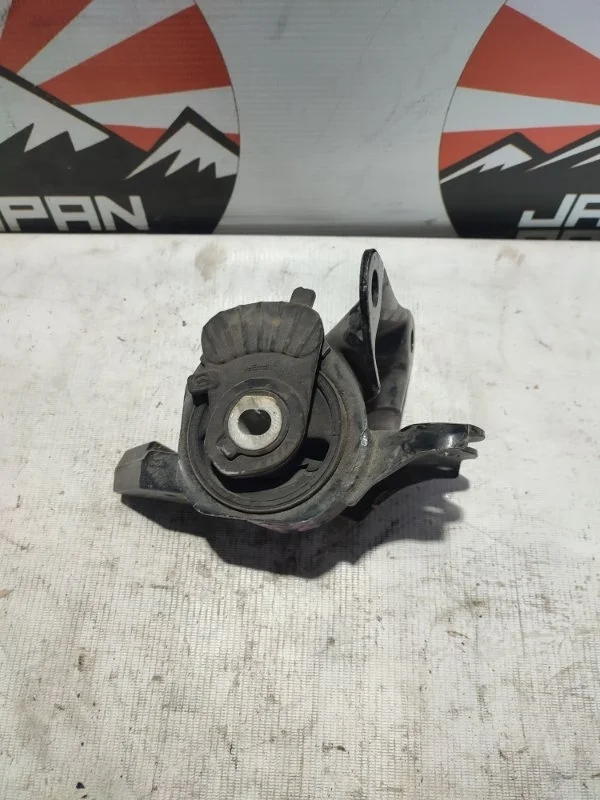 Подушка акпп Mazda 6 2009-2012 GS1G39070B GH