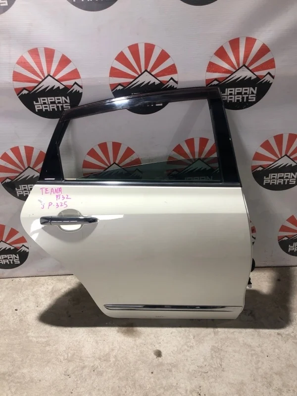 Дверь Nissan Teana H210MJN2MA J32, задняя правая