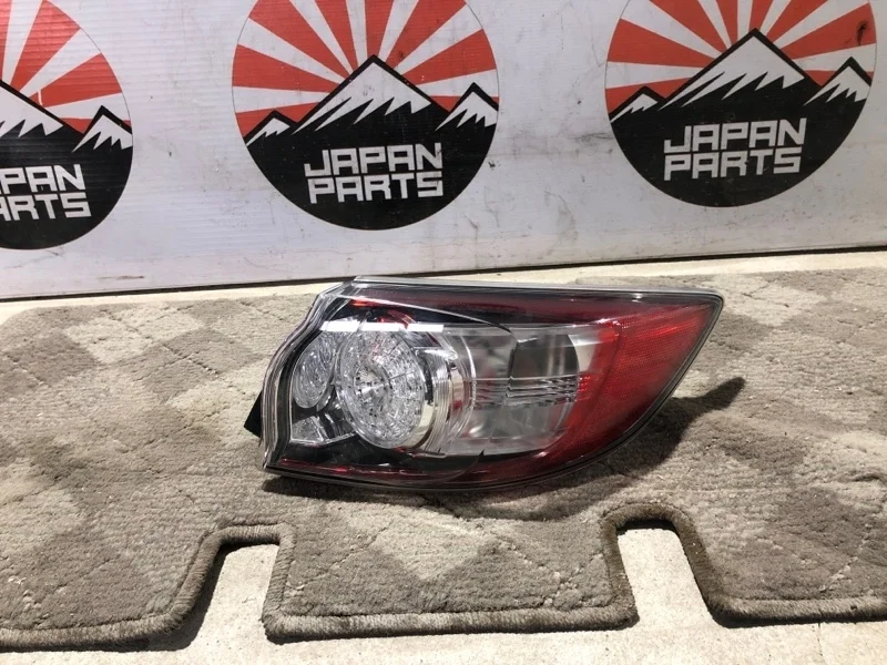 Фонарь Mazda 3 BCW851150F BL, задний правый