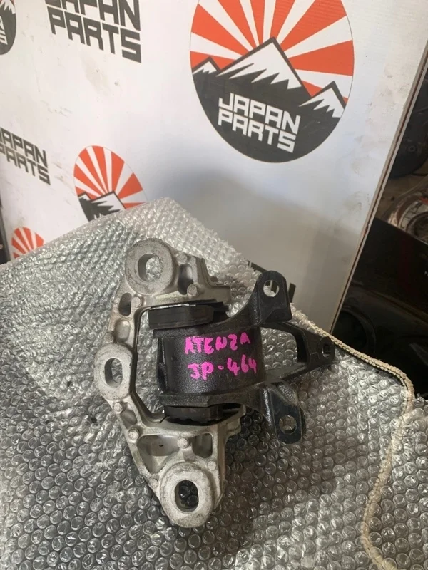 Подушка акпп Mazda 6 GS1D39070D GH 2.5