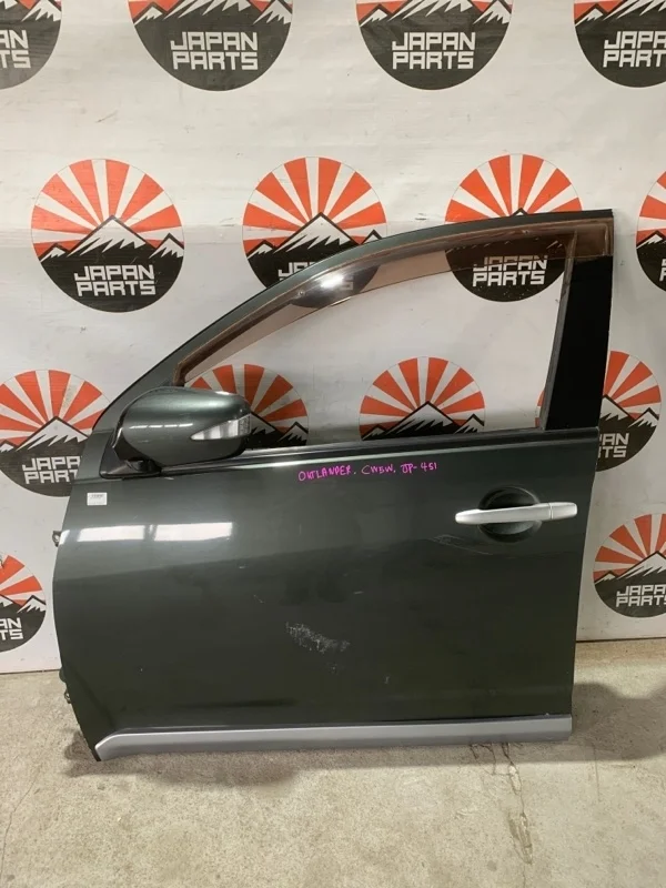 Дверь Mitsubishi Outlander 5700A275 XL, передняя левая