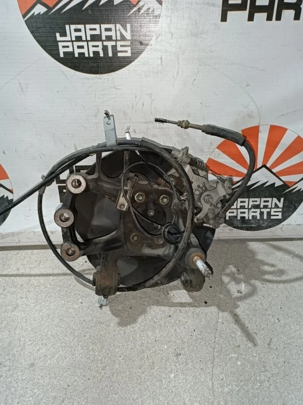 Цапфа Mazda 6 GHP92611X GJ, задняя правая