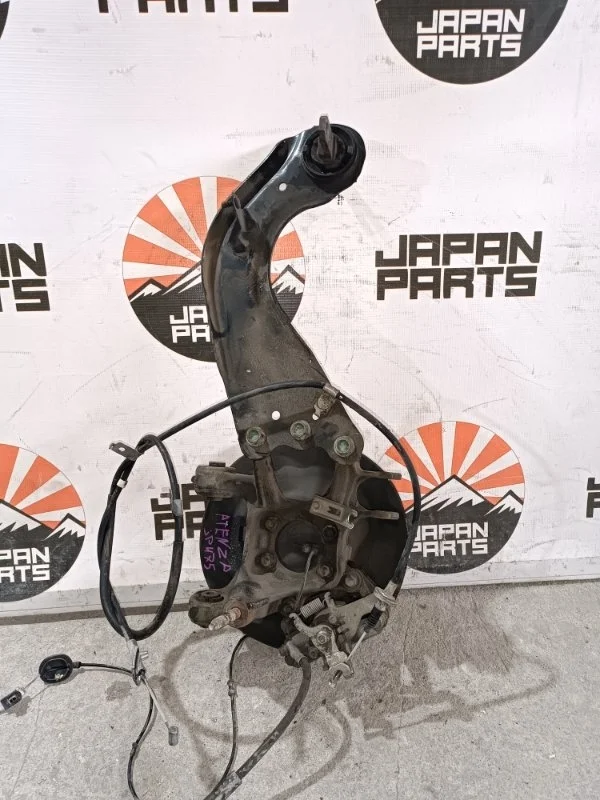 Цапфа Mazda 6 GHP92611X GJ, задняя правая