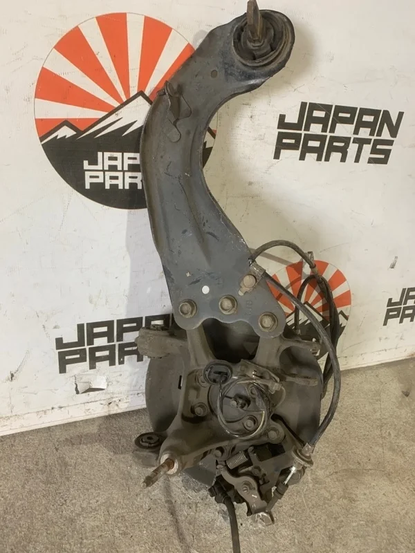 Цапфа Mazda 6 GHP92611X GJ, задняя правая