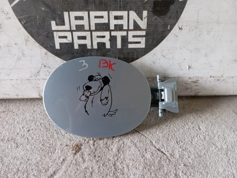 Лючок бензобака Mazda 3 BP4K42410F BK