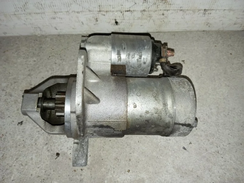 Стартер Nissan X-Trail 23300EN20A T31 2.0