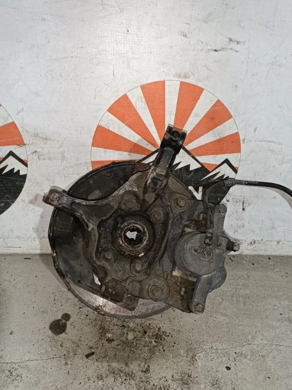 Кулак поворотный Mazda 6 2012-2018 GHP933031 GJ, передний левый