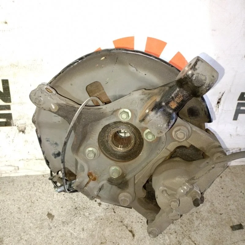 Кулак поворотный Mazda Cx-5 KD3533031 KE, передний левый