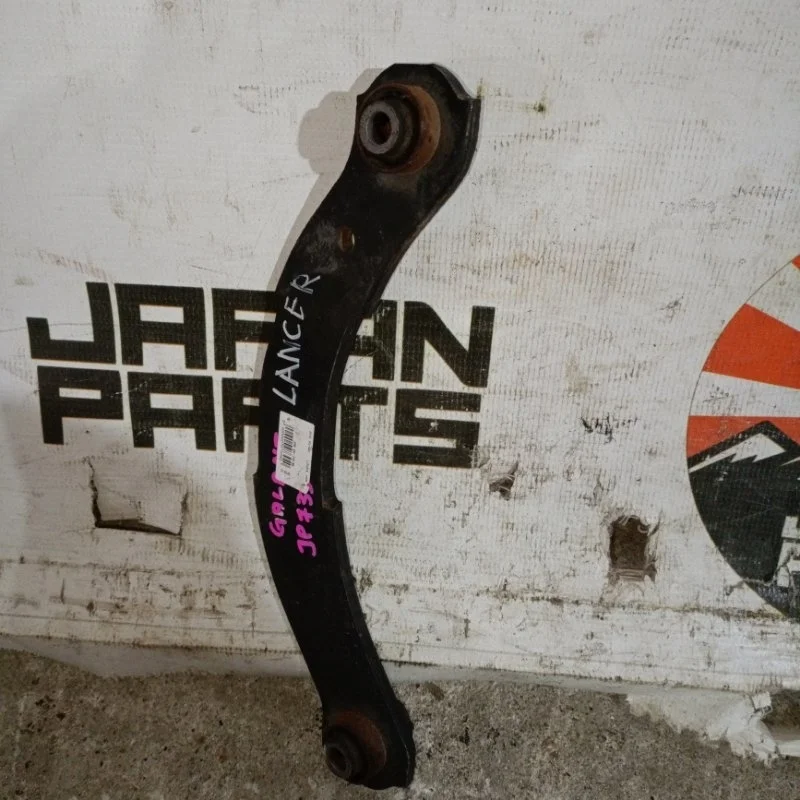 Рычаг серповидный Mitsubishi Lancer 4110A085 10