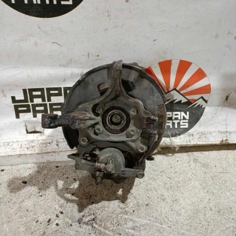 Кулак поворотный Mazda 6 GHP933021 GJ, передний правый