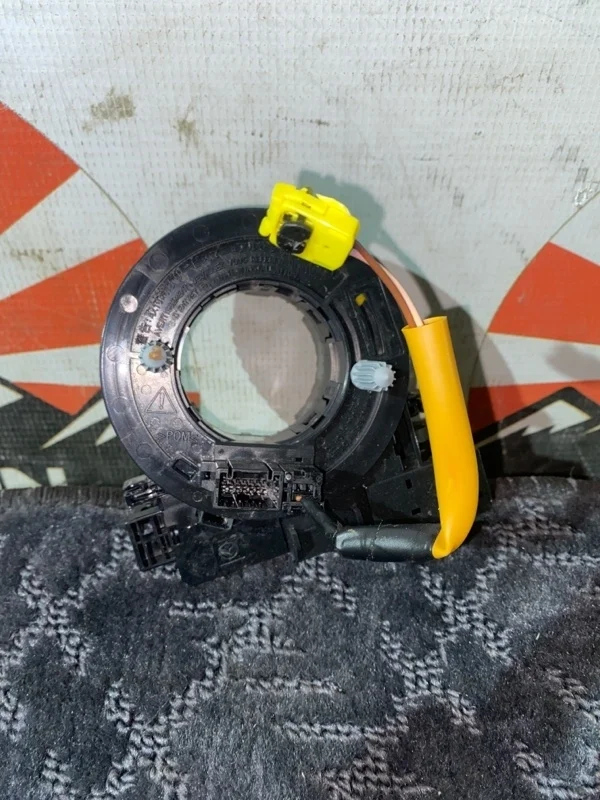 Шлейф-лента Mazda CX-5 KD4966CS0A KE