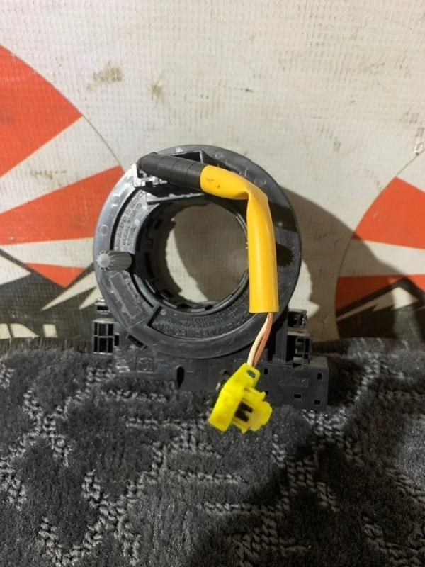 Шлейф-лента Mazda 3 KD4966CS0A BM