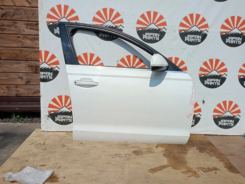 Дверь Audi A6 4G0831052 C7, передняя правая