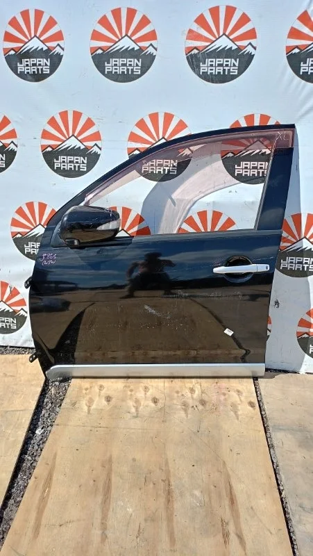 Дверь Mitsubishi Outlander 5700A275 XL, передняя левая