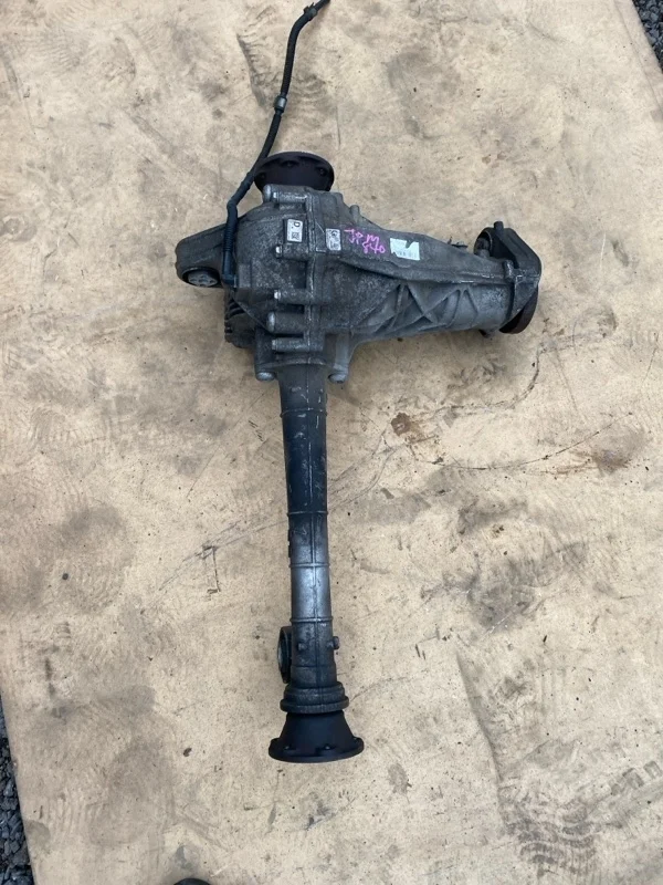 Редуктор Audi Q7 0AA409508Q 4L 3.6, передний