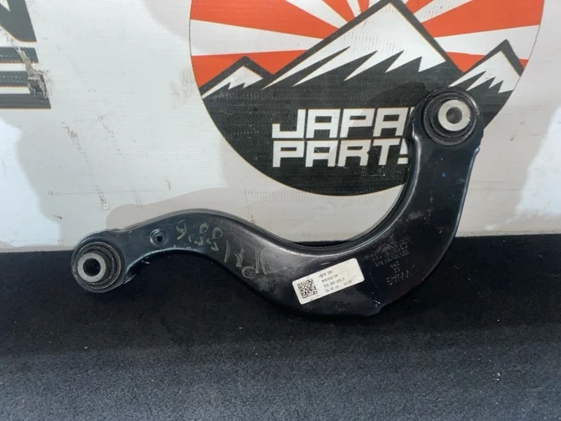 Рычаг серповидный Volkswagen Tiguan 2018 5Q0505323C 2 2.0, задний