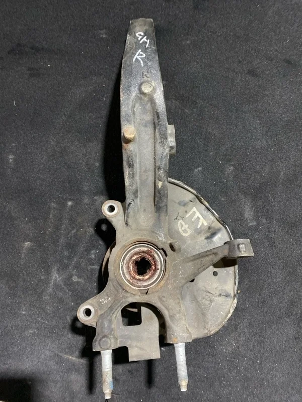 Кулак поворотный Mazda 6 GS1D33021 GH, передний правый