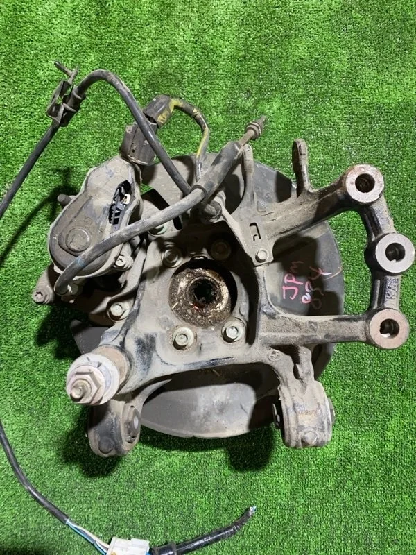 Цапфа Mazda Cx-5 KD352612XD KE 2.5, задняя левая