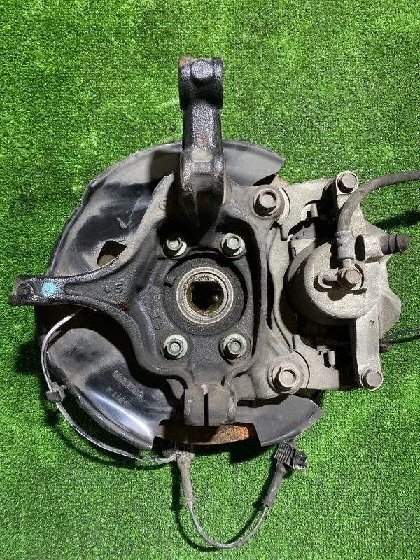 Кулак поворотный Mazda 6 GHP933031 GJ 2.0 2.5, передний левый