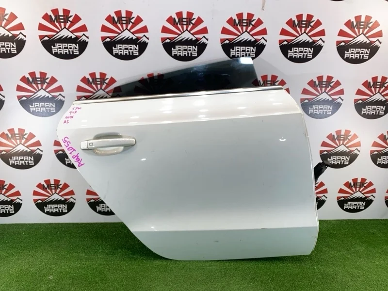 Дверь Audi A5 8T8833052D 8T, задняя правая