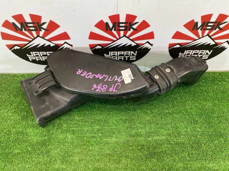 Патрубок воздушного фильтра Mitsubishi Outlander 1505A090 XL 2.4