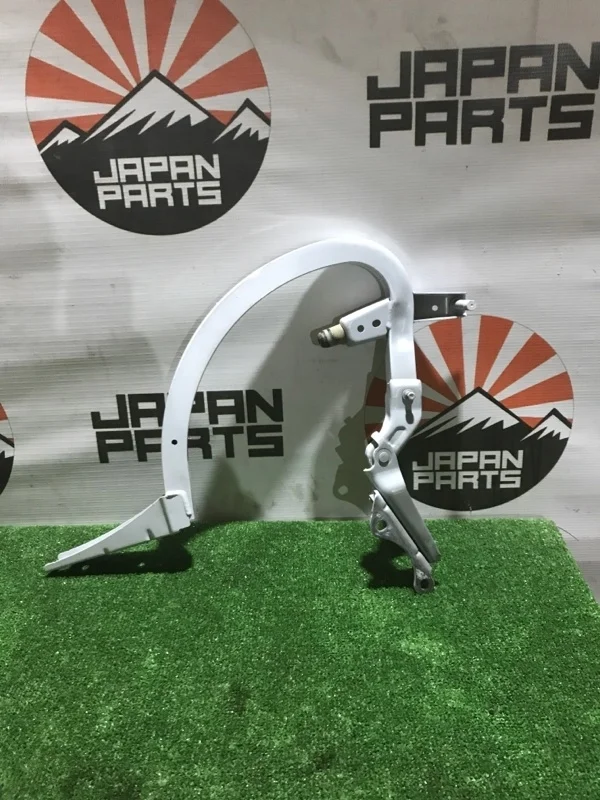 Петля крышки багажника Audi A6 4G5827302B C7 2.8, левая