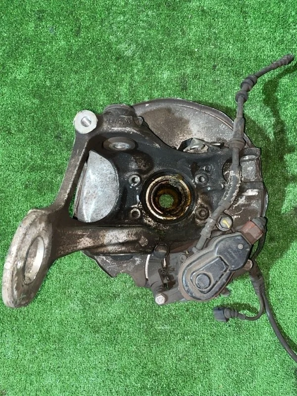 Цапфа Audi A5 8K0505432AE 8T, задняя правая