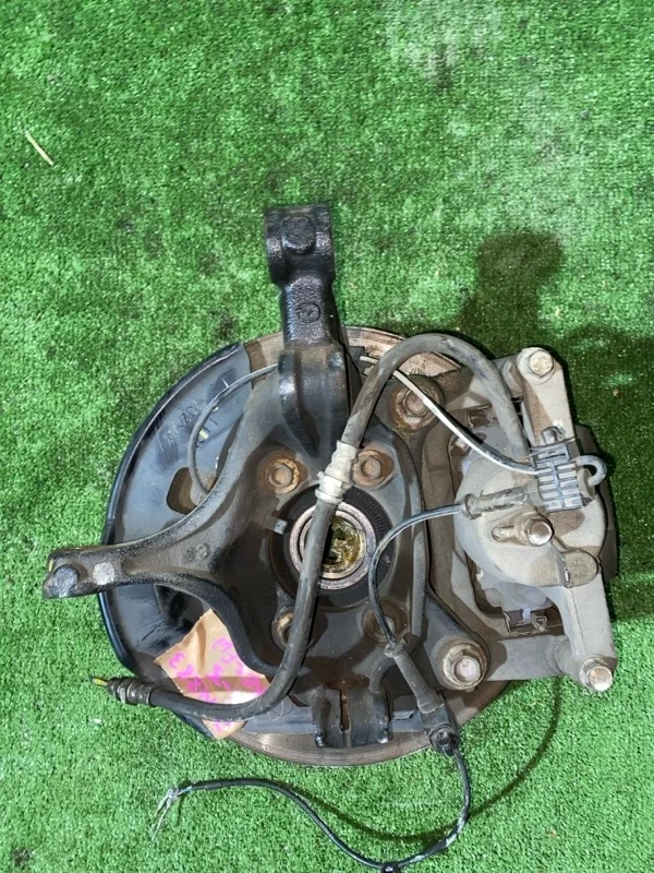 Кулак поворотный Mazda Cx-5 KD3533031 KE, передний левый